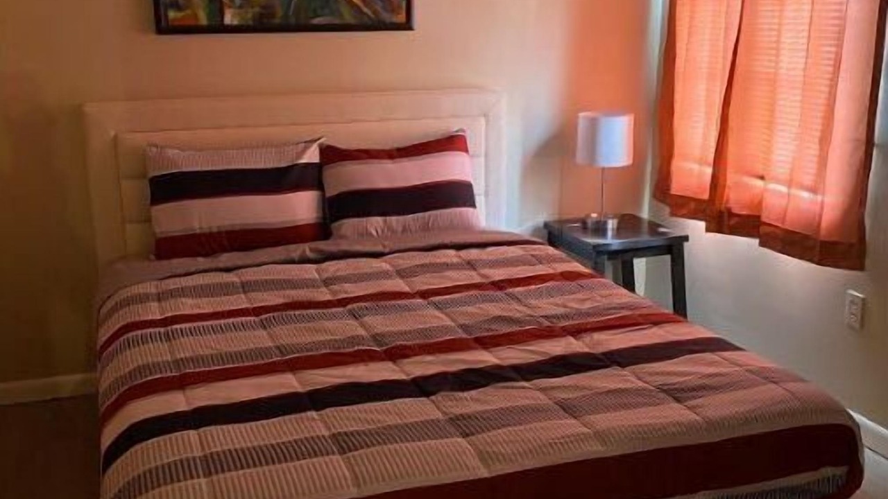 Photo of Bedroom in Valdosta