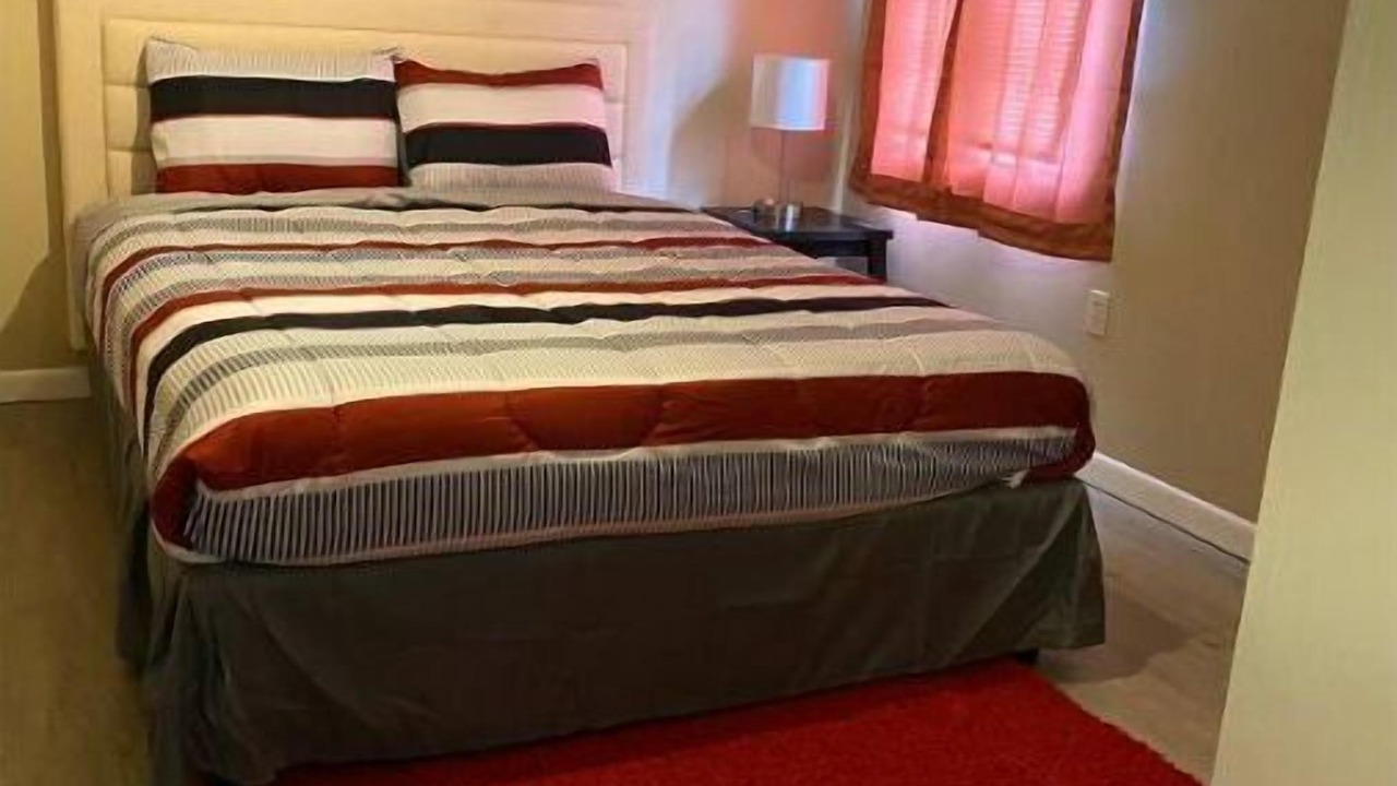 Photo of Bedroom in Valdosta