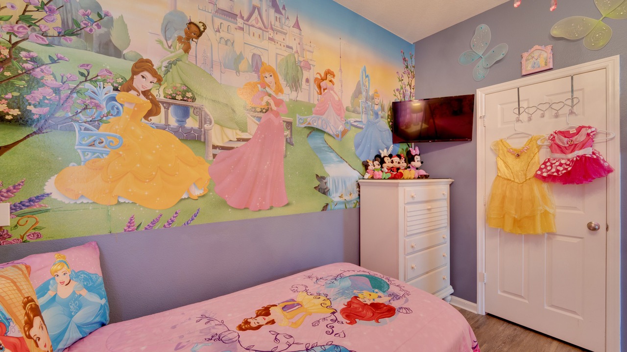 Photo of Bedroom in Windsor Palms