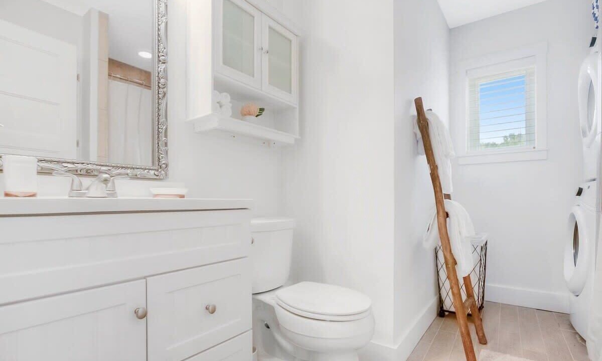 Photo of Bathroom in Crescent Beach