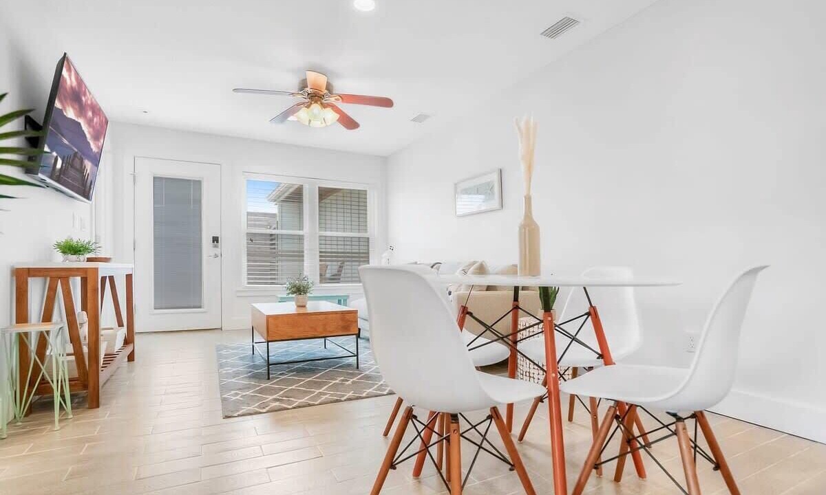 Photo of Bedroom in Crescent Beach