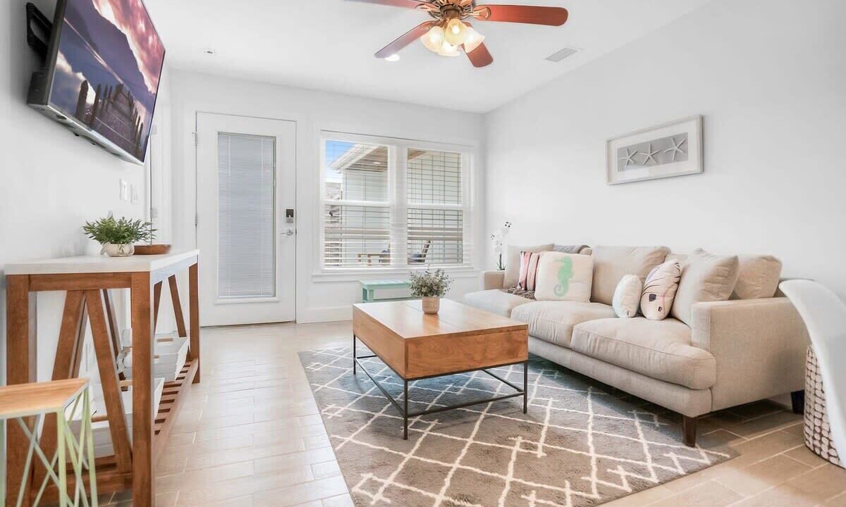 Photo of Bedroom in Crescent Beach