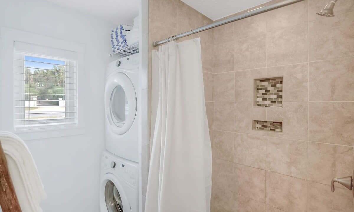Photo of Bathroom in Crescent Beach