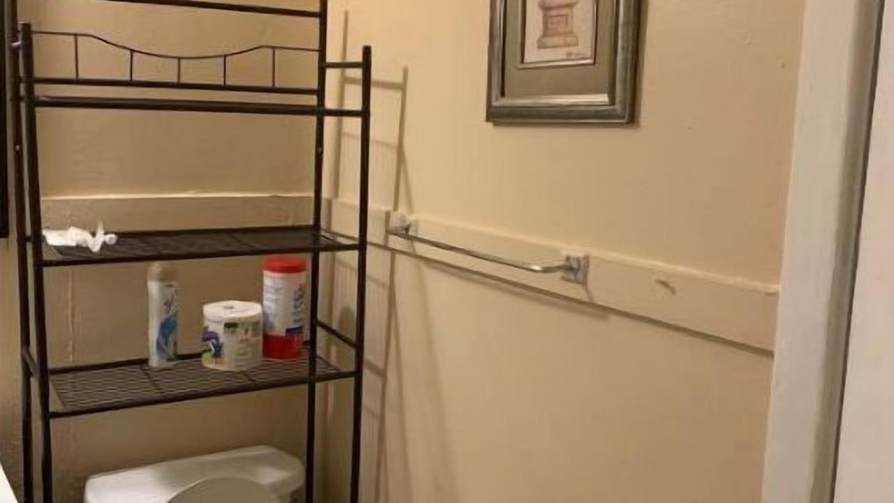 Photo of Bathroom in Valdosta