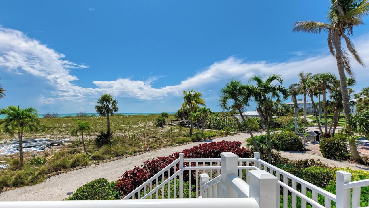 Photo of Outdoor in Palm Island