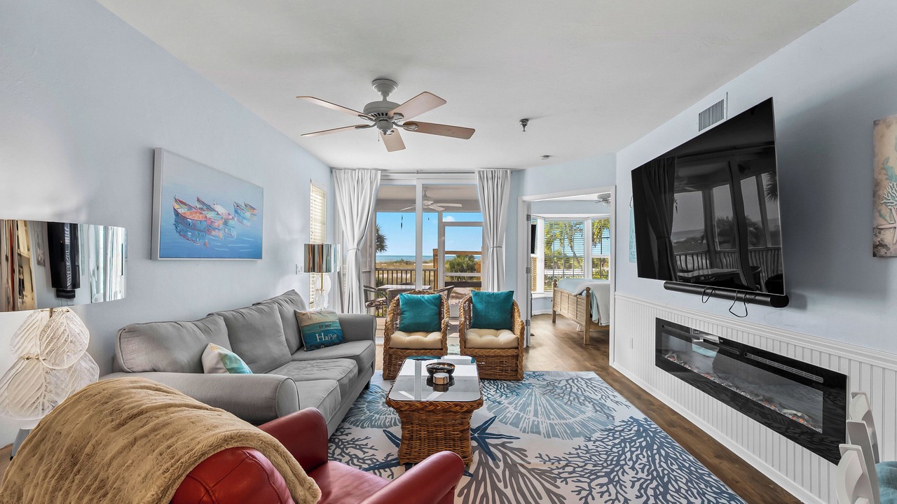 Photo of Livingroom in Palm Island