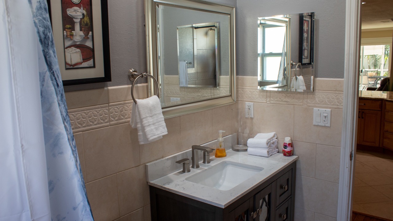 Photo of Bathroom in Largo