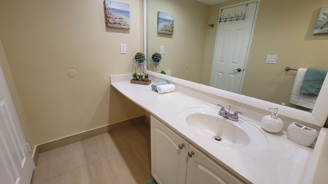 Photo of Bathroom in Hollywood South Central Beach