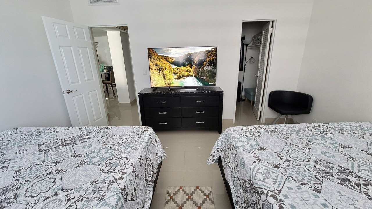 Photo of Bedroom in Hollywood South Central Beach