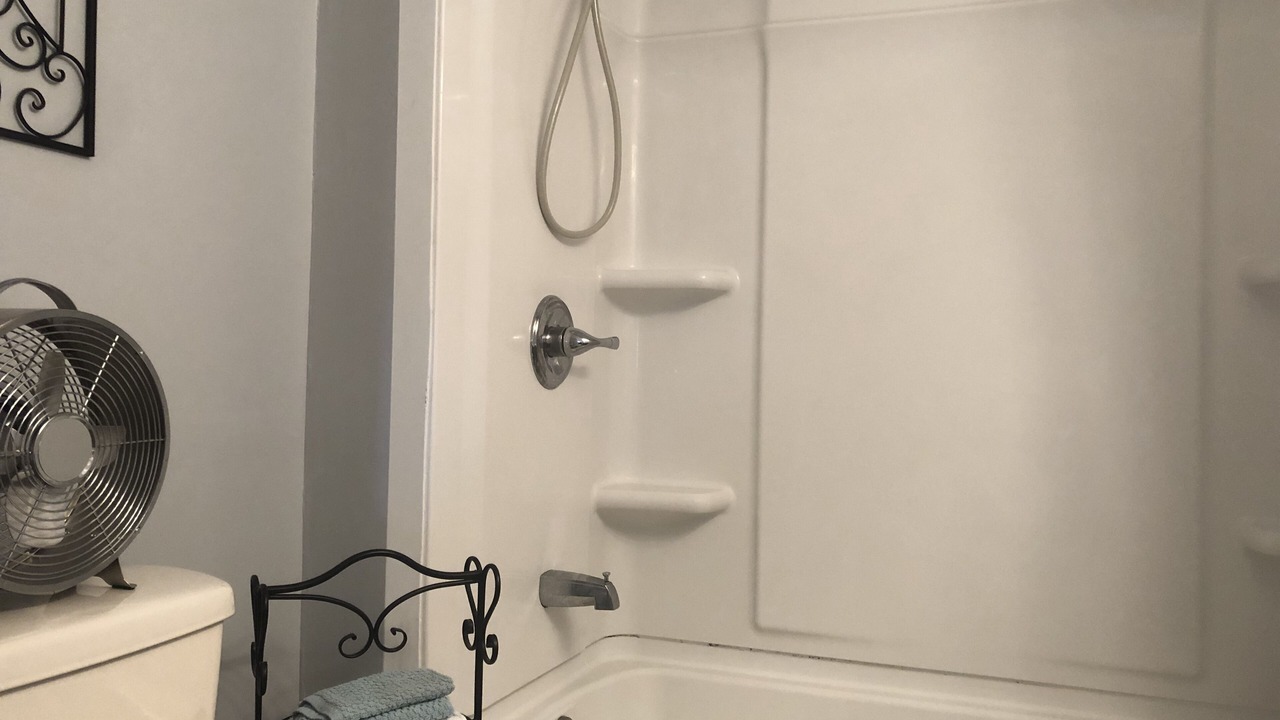 Photo of Bathroom in Lower Grand Lagoon