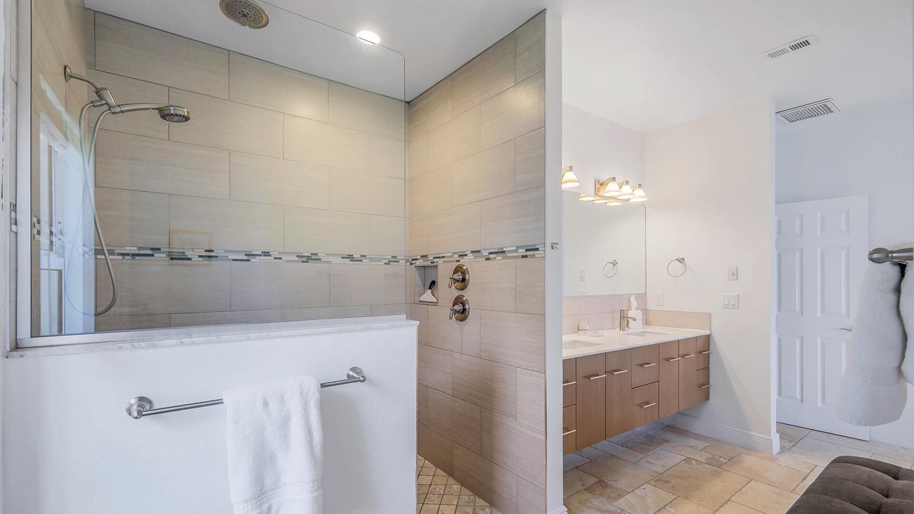 Photo of Bathroom in Eight Lakes