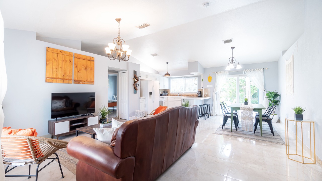 Photo of Livingroom in Port Saint Lucie
