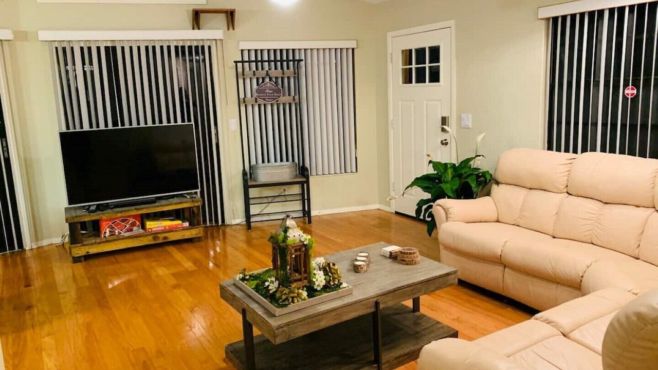 Photo of Livingroom in Tampa