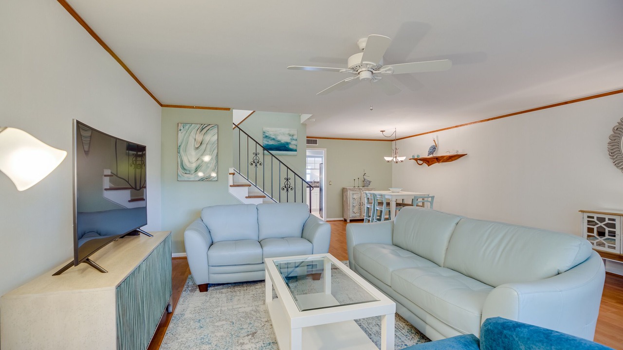 Photo of Livingroom in Central Beach