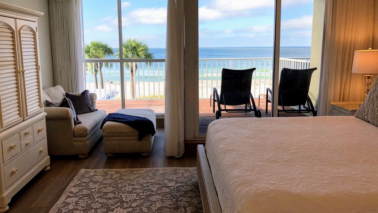 Photo of Bedroom in Longboat Key