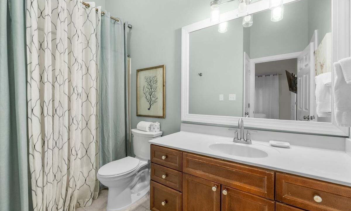 Photo of Bathroom in Seacrest Beach