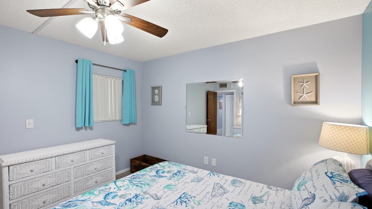 Photo of Bedroom in Holmes Beach
