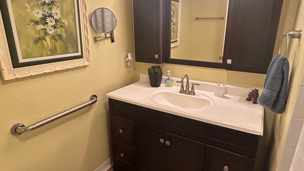 Photo of Bathroom in Ruskin