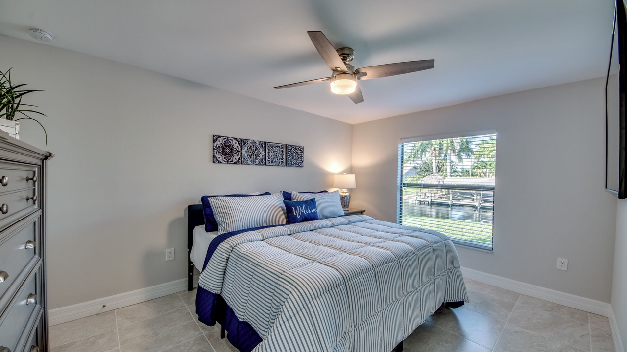 Photo of Bedroom in Pelican