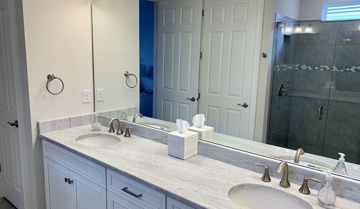 Photo of Bathroom in Naples