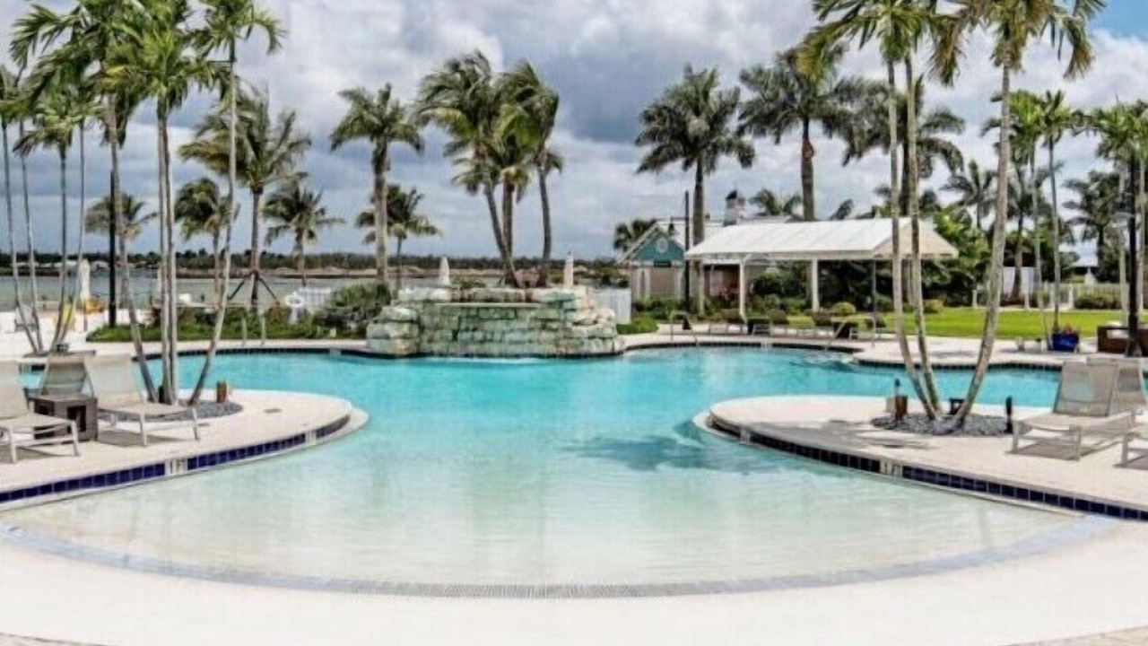Photo of Outdoor in Naples