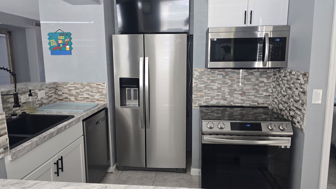 Photo of Kitchen in Mid Island