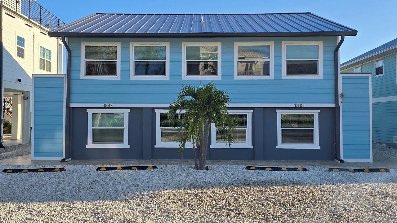 Photo of Outdoor in Mid Island