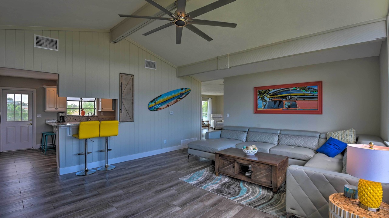 Photo of Bedroom in Royal Dunes North