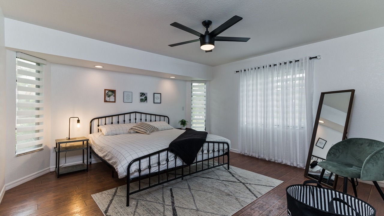Photo of Bedroom in Gulf Cove