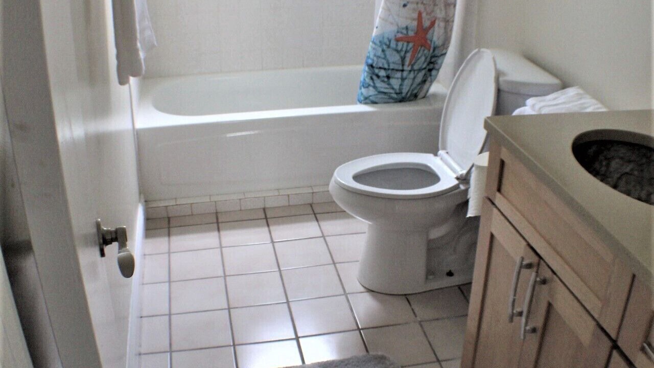 Photo of Bathroom in Riverview