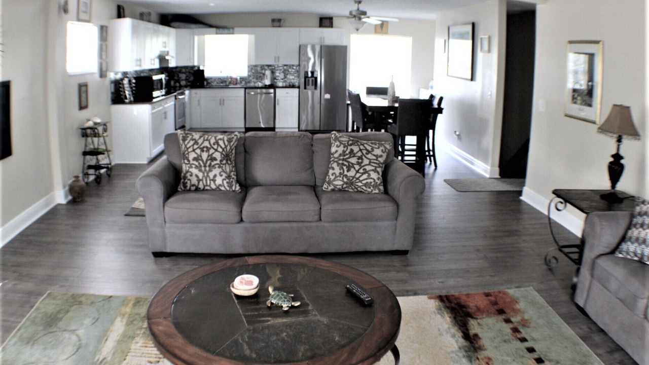 Photo of Livingroom in Riverview