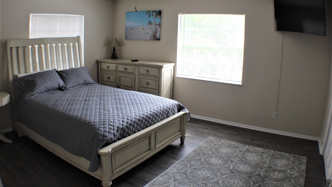Photo of Bedroom in Riverview