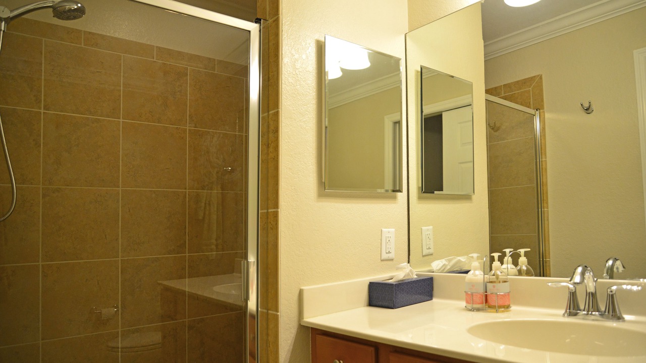 Photo of Bathroom in Naples