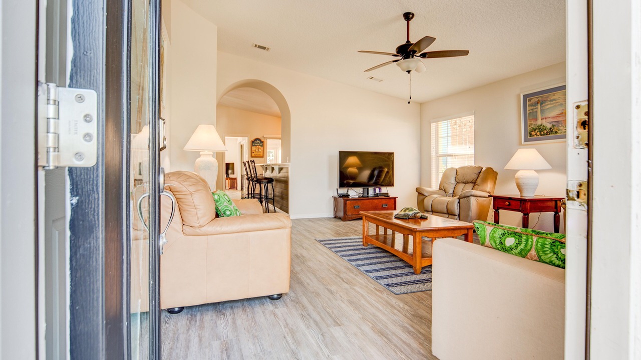 Photo of Livingroom in Butler Beach