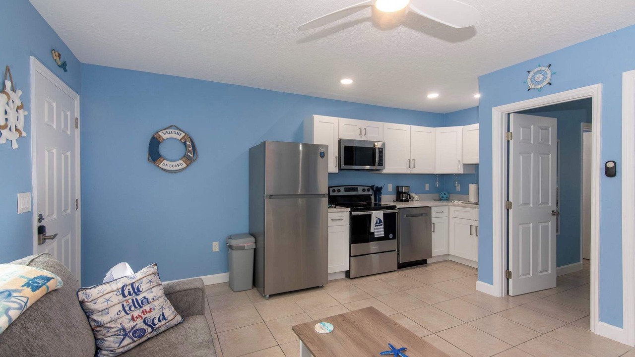 Photo of Livingroom in Madeira Beach