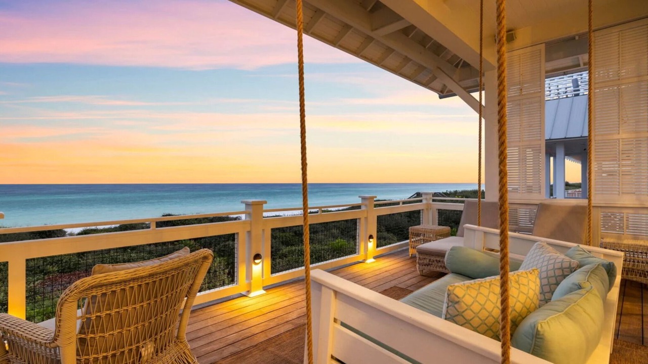 Photo of Patio Balcony in Seaside