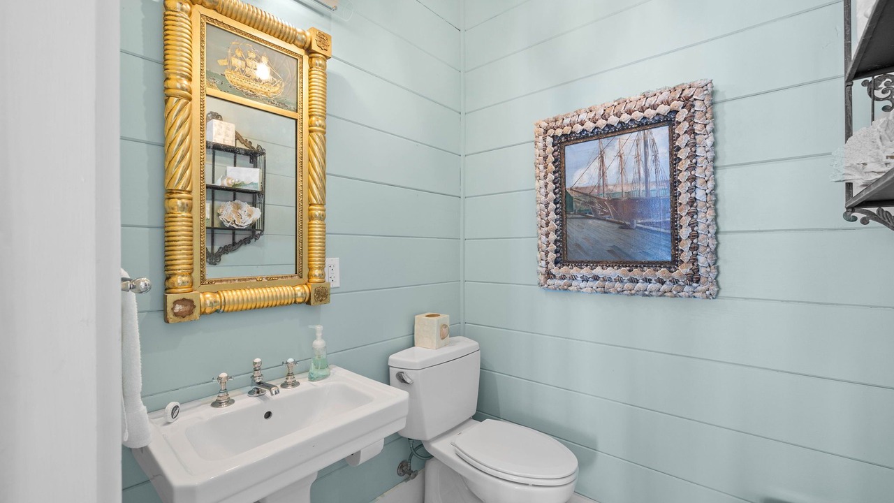 Photo of Bathroom in Seaside