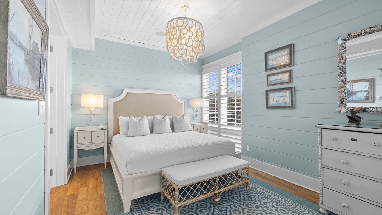 Photo of Bedroom in Seaside