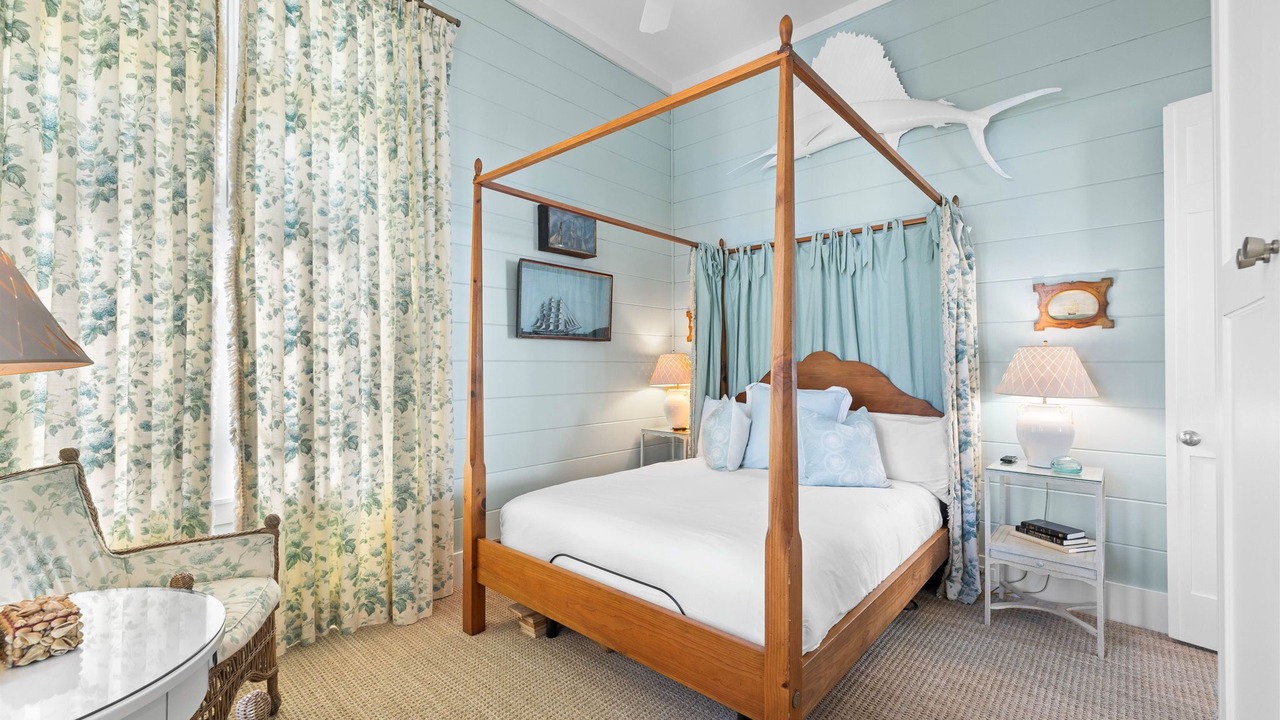 Photo of Bedroom in Seaside