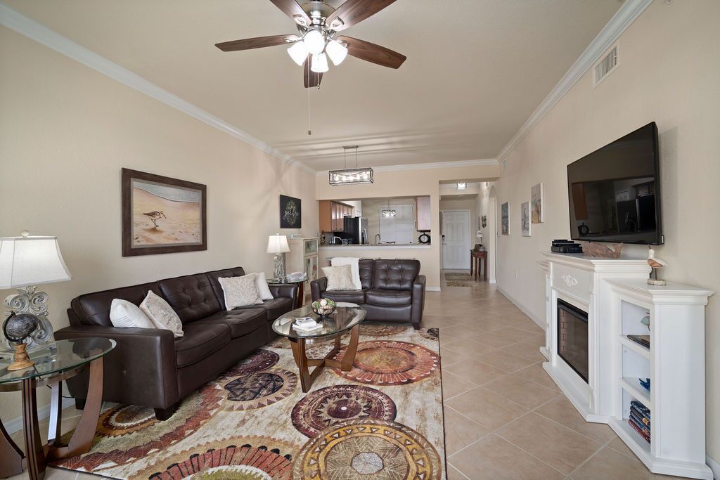 Photo of Livingroom in Bradenton