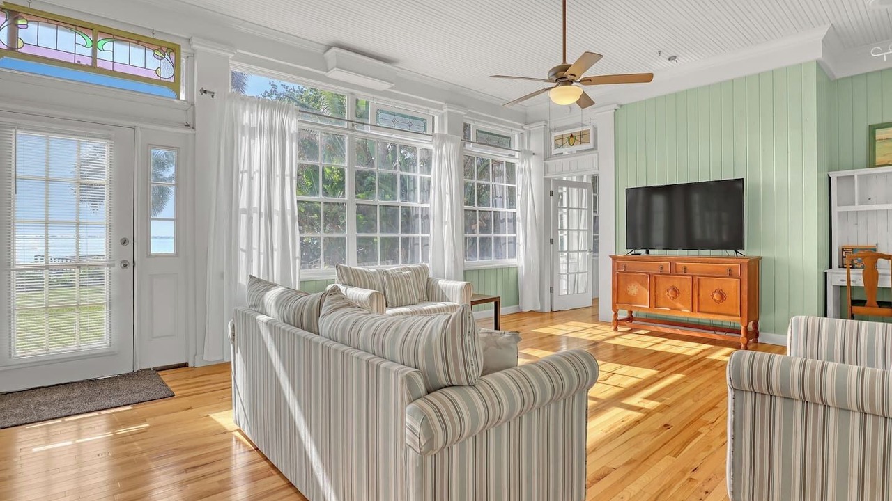 Photo of Livingroom in Tropic