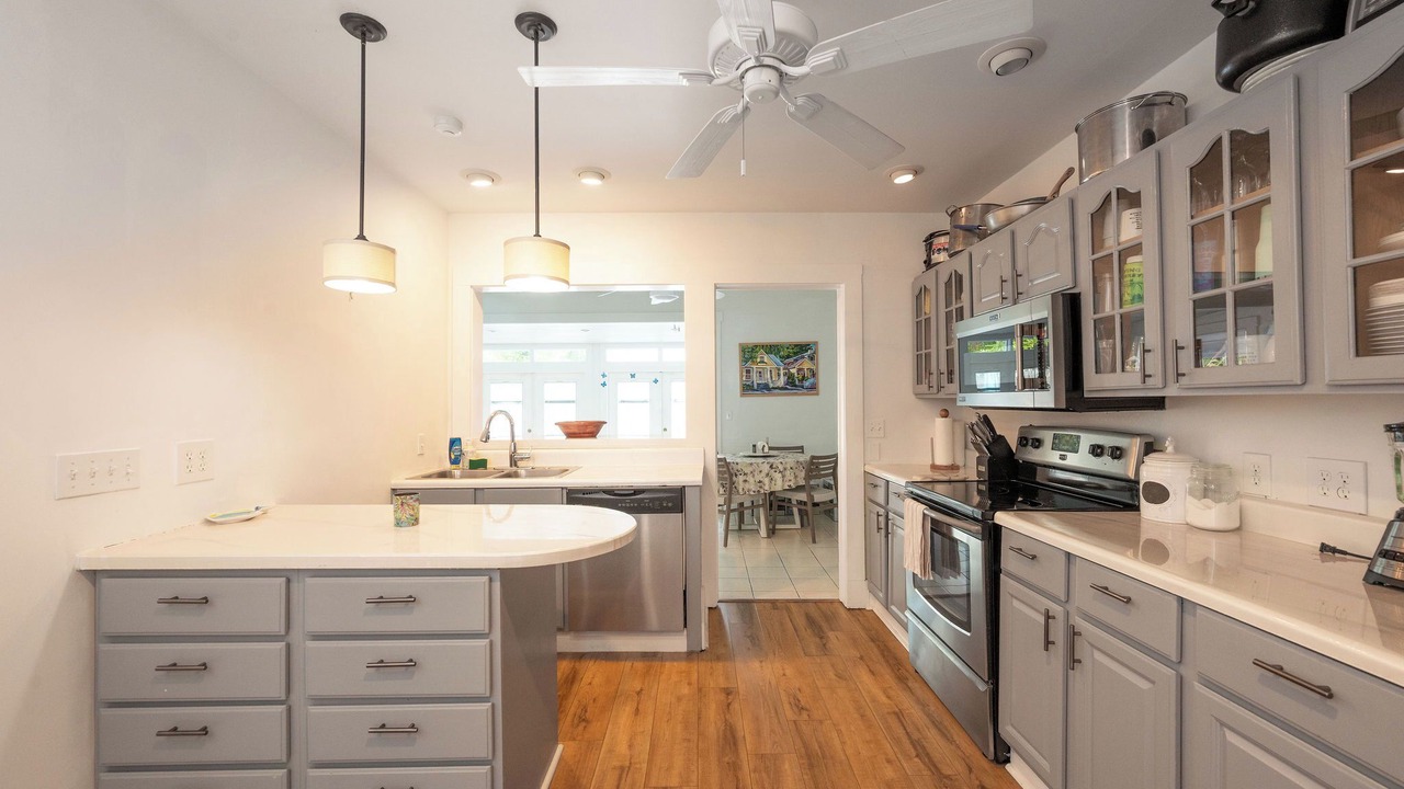 Photo of Kitchen in Historic Seaport