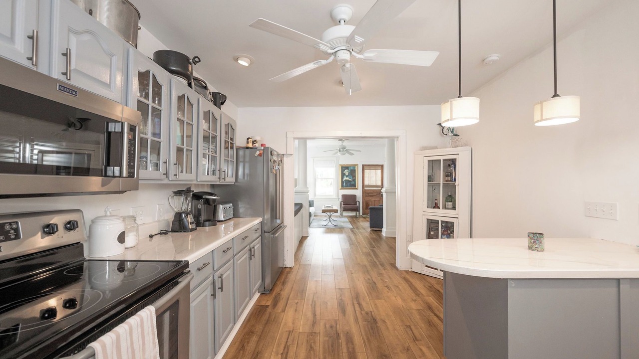 Photo of Kitchen in Historic Seaport