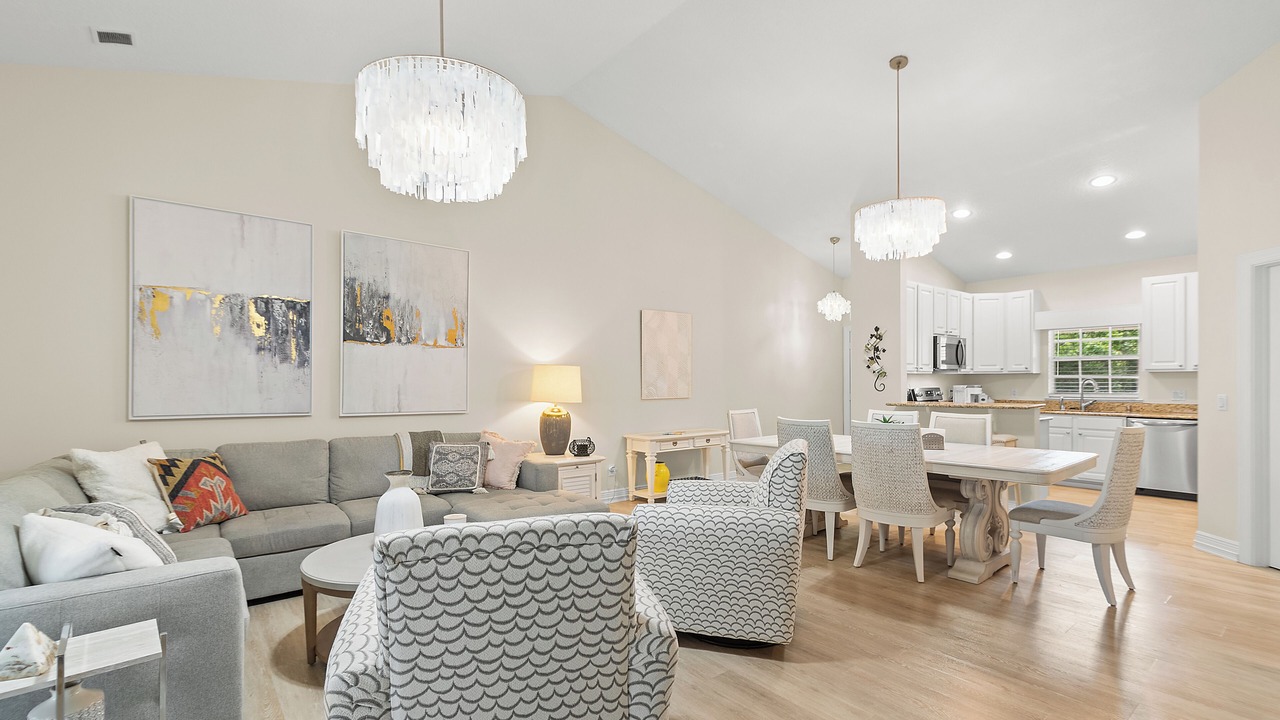 Photo of Livingroom in Boulevard Village and Tennis