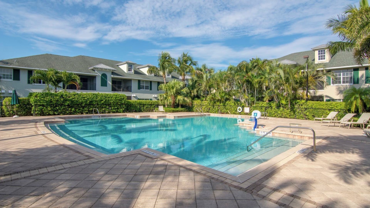 Photo of Outdoor in Boulevard Village and Tennis