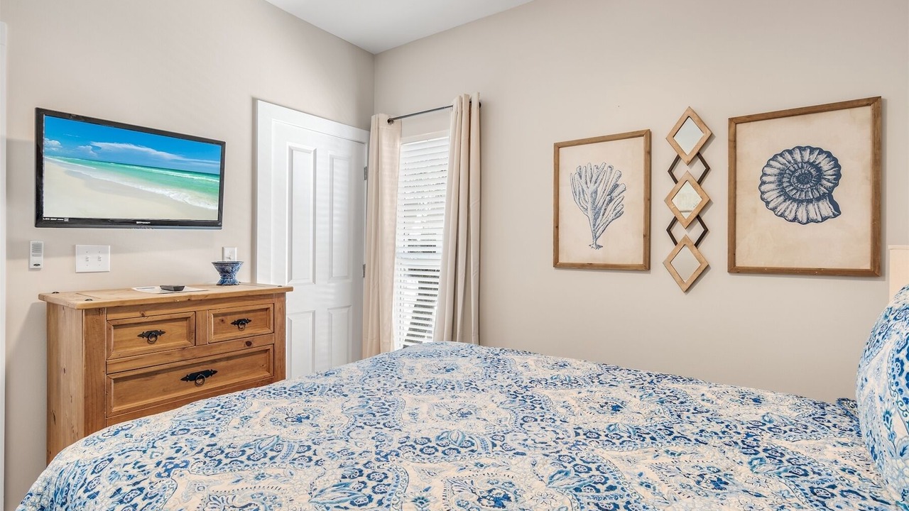 Photo of Bedroom in Seacrest