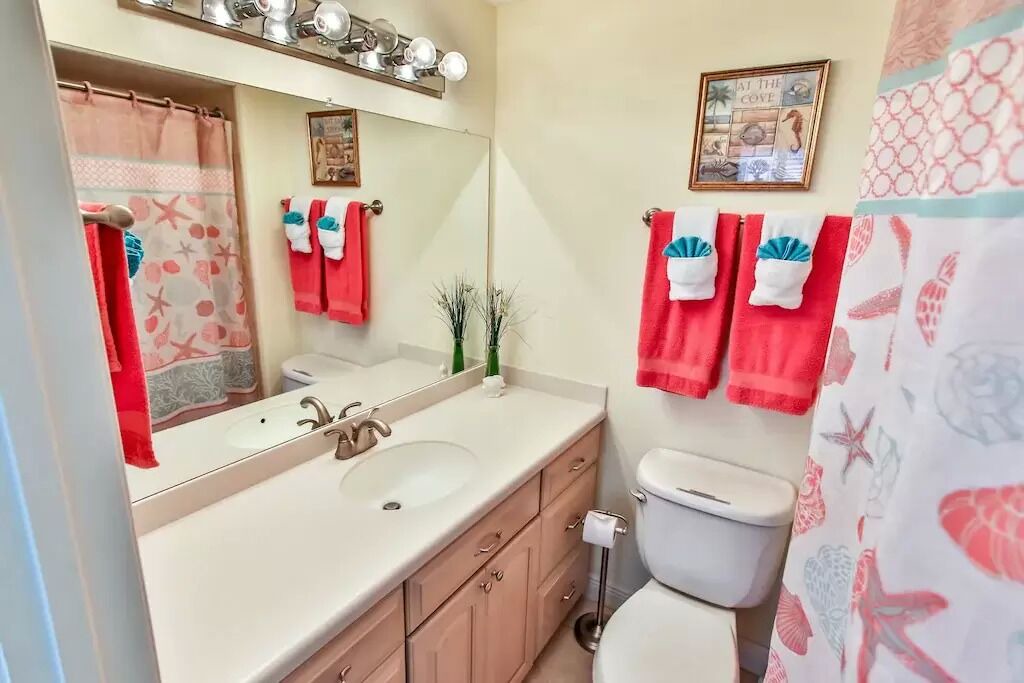 Photo of Bathroom in Marathon