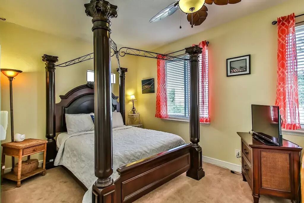 Photo of Bedroom in Marathon
