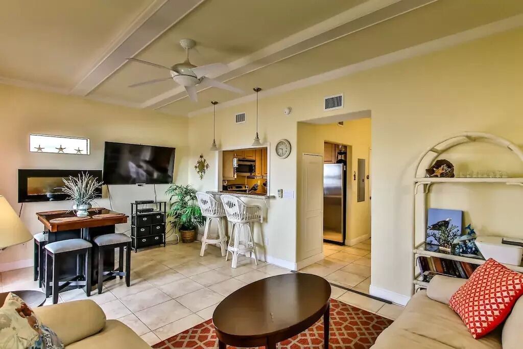 Photo of Livingroom in Marathon