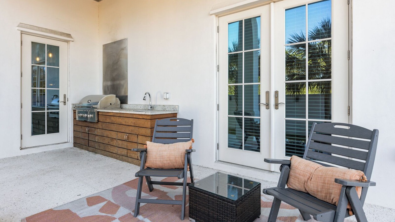 Photo of Patio Balcony in Inlet Beach
